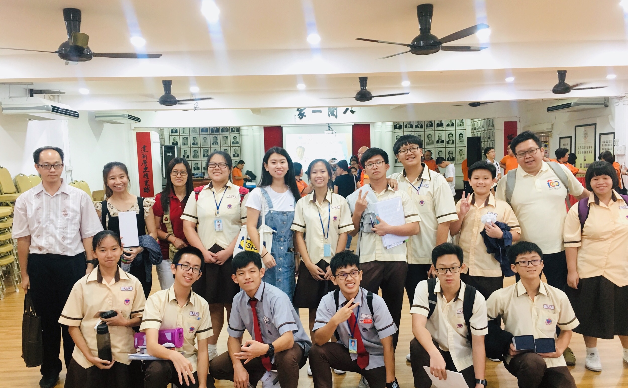 01.汉语言文学专业学生赴马来西亚实习.jpg
